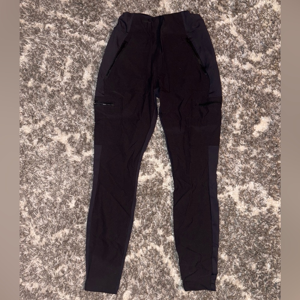 Athleta Cargo Leggings